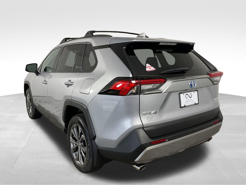 Certified 2022 Toyota RAV4 Limited image 7