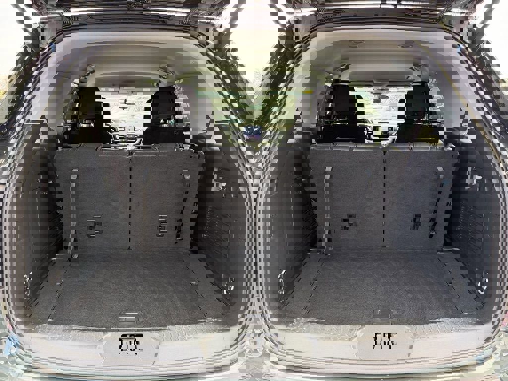 Used 2023 Ford Explorer XLT w/ Equipment Group 202A image 41