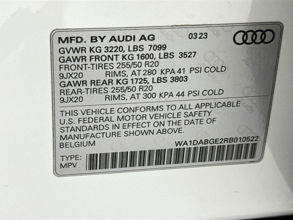 Certified 2024 Audi Q8 e-tron Prestige w/ Prestige Package AWD/4WD image 34
