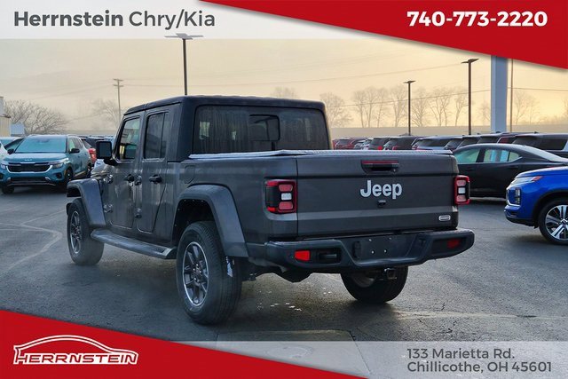 Used 2021 Jeep Gladiator Overland image 5