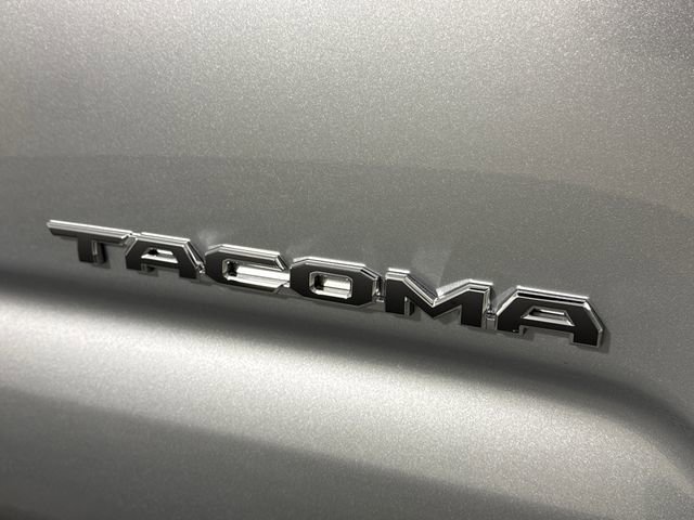 Used 2023 Toyota Tacoma TRD Sport AWD/4WD image 24