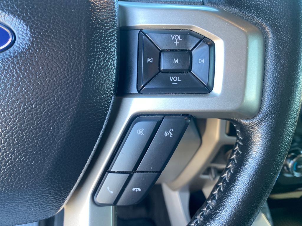 Used 2020 Ford F150 Lariat image 38