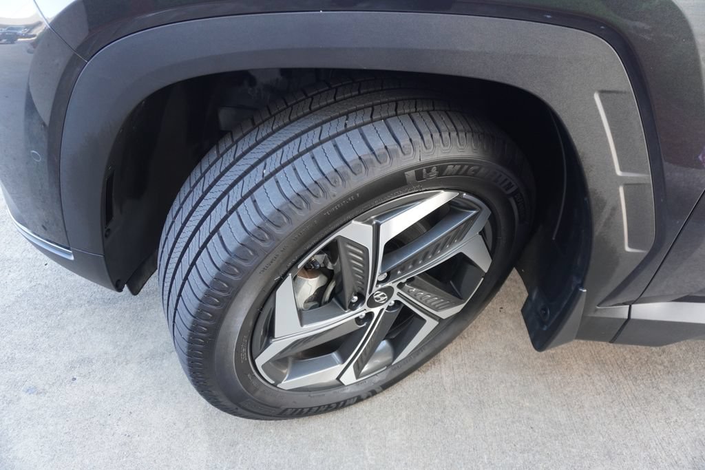 Used 2023 Hyundai Tucson Limited AWD/4WD image 29