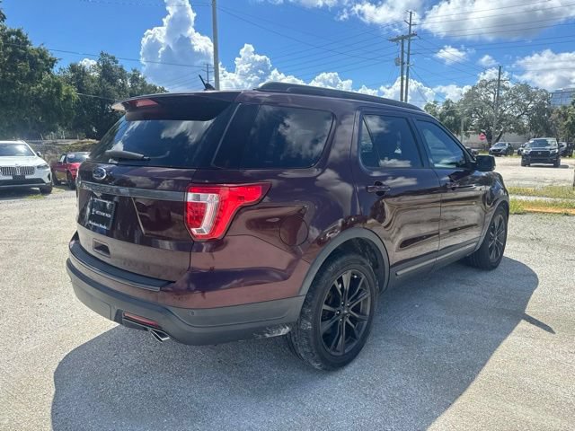 Used 2018 Ford Explorer XLT w/ Equipment Group 202A FWD image 7