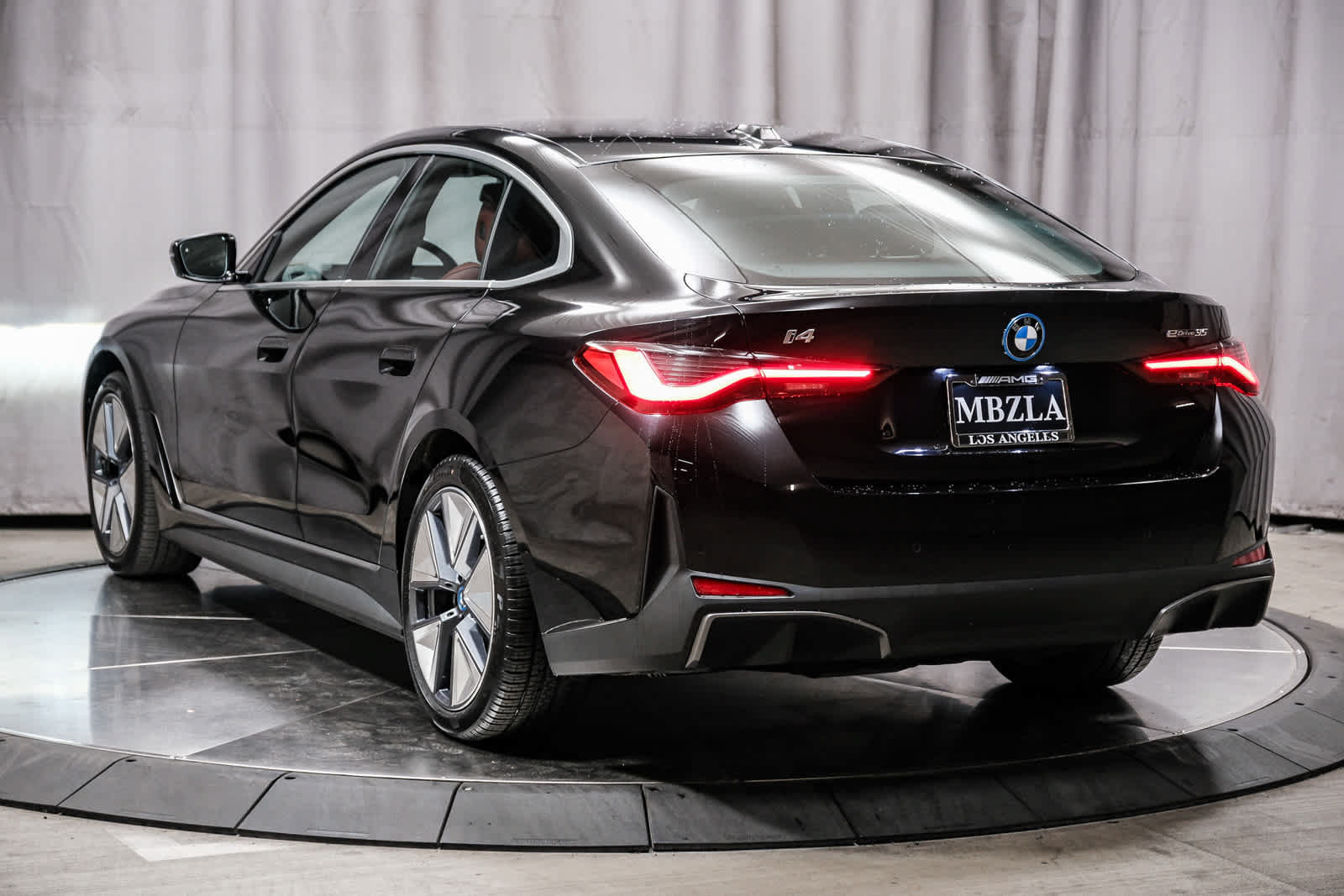 Used 2024 BMW i4 eDrive35 w/ Convenience Package RWD image 2