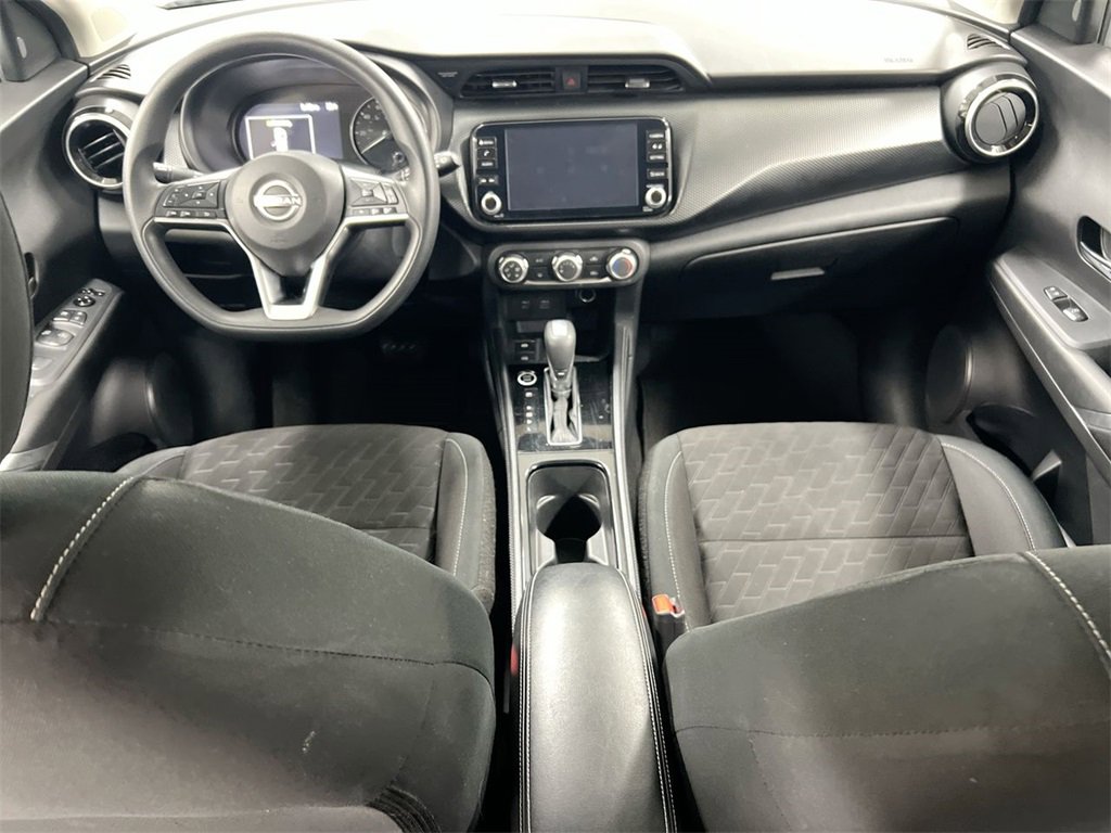 Used 2023 Nissan Kicks SV image 10