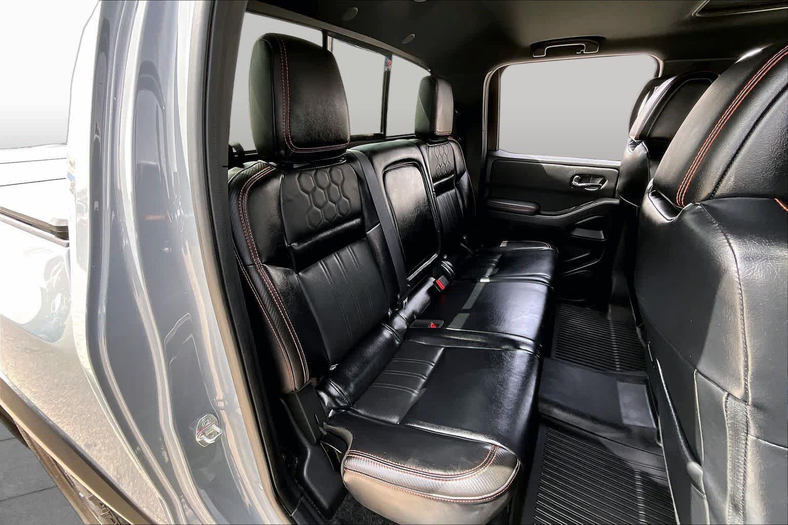 Used 2024 Nissan Frontier PRO-4X w/ Pro Premium Package AWD/4WD image 20