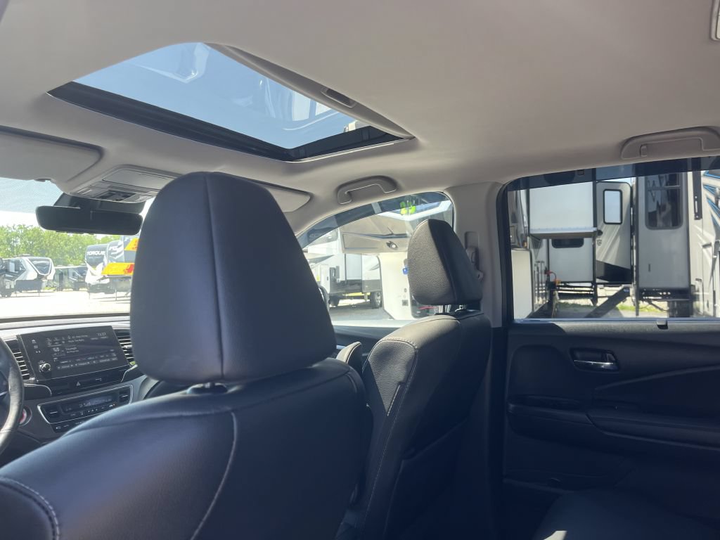 Used 2022 Honda Pilot Black Edition image 18