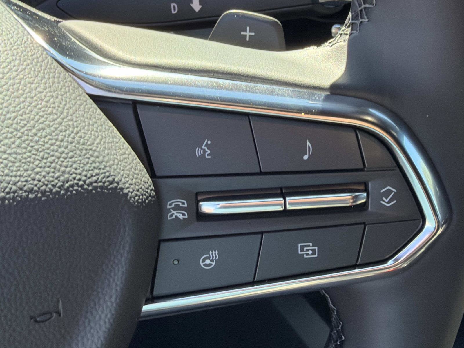 New 2026 Chevrolet Equinox LT w/ Convenience Package II FWD image 13