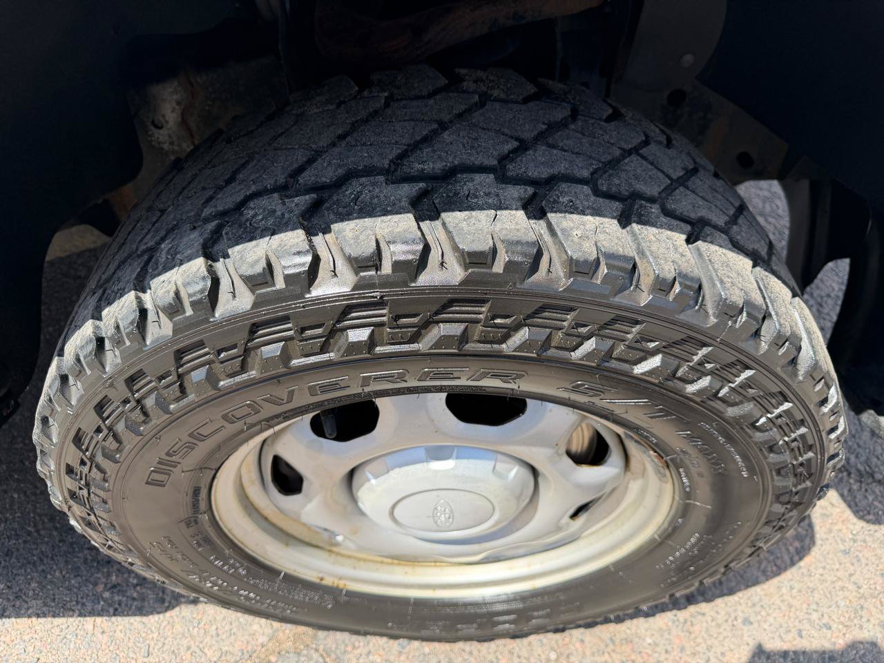 Used 2014 Ford F150 XL w/ Equipment Group 101A Mid AWD/4WD image 31