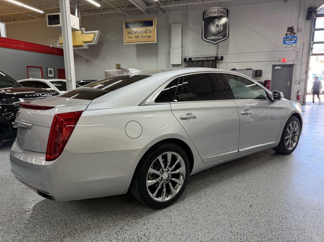 Used 2017 Cadillac XTS Luxury w/ Driver Awareness Package FWD image 5