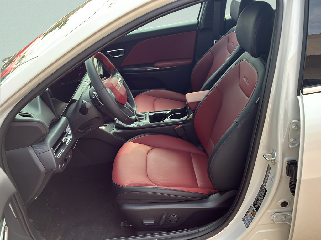 New 2026 Kia K4 GT-Line FWD image 22