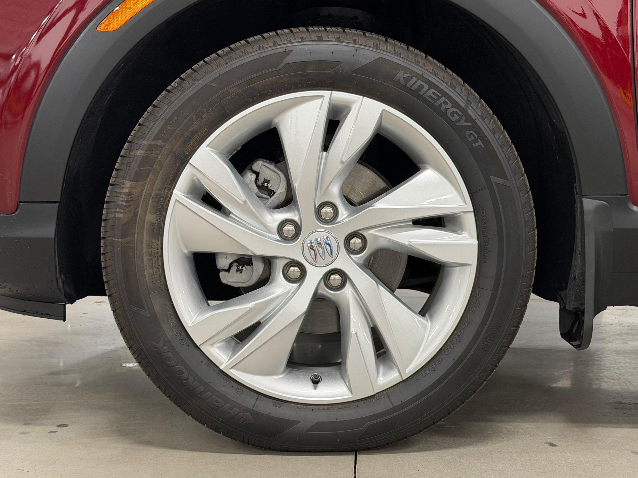 Used 2024 Buick Encore GX Preferred w/ Comfort Package FWD image 12