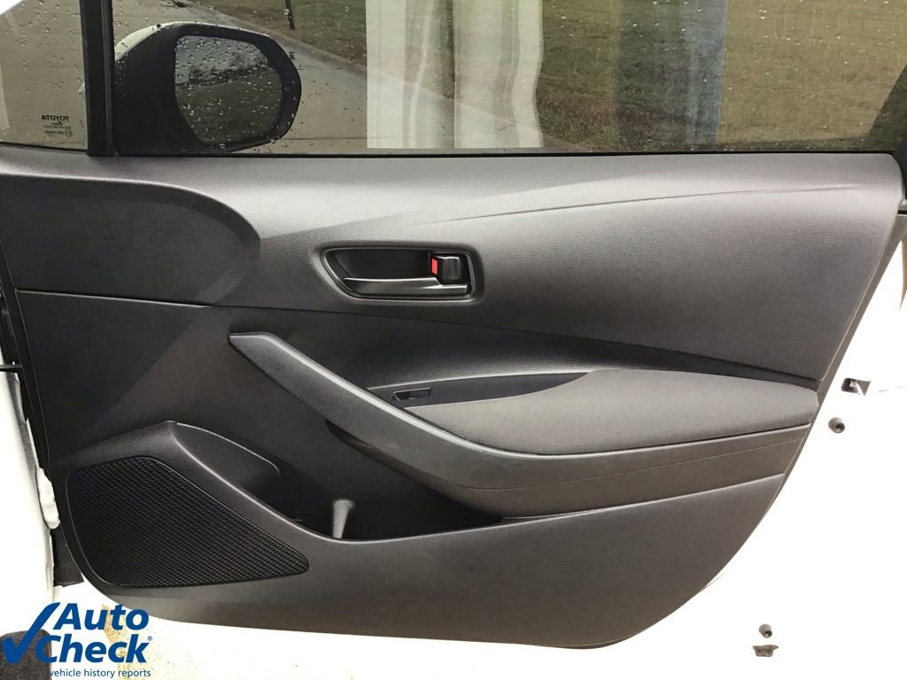 Used 2024 Toyota Corolla LE image 17