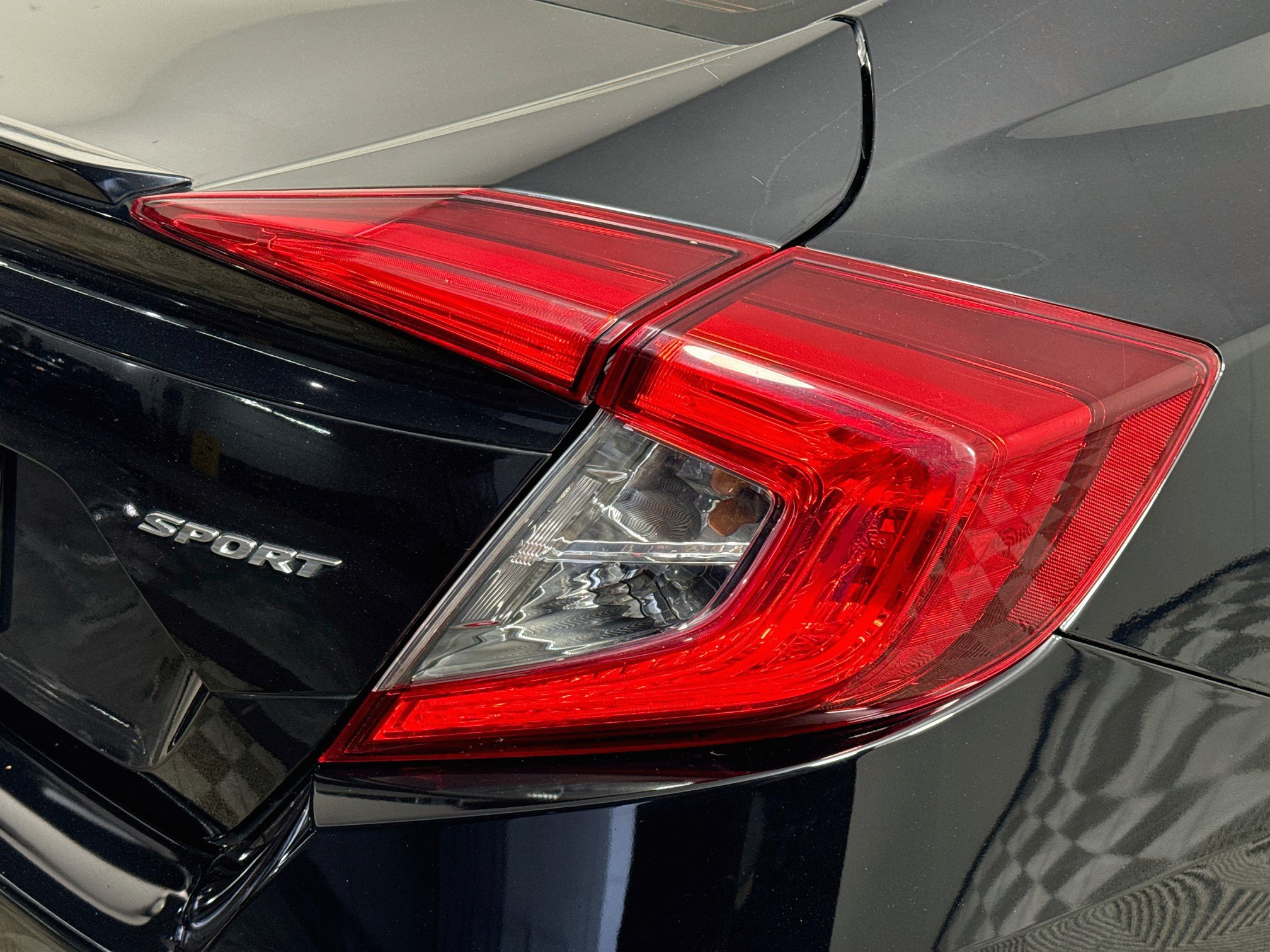 Used 2019 Honda Civic Sport image 34