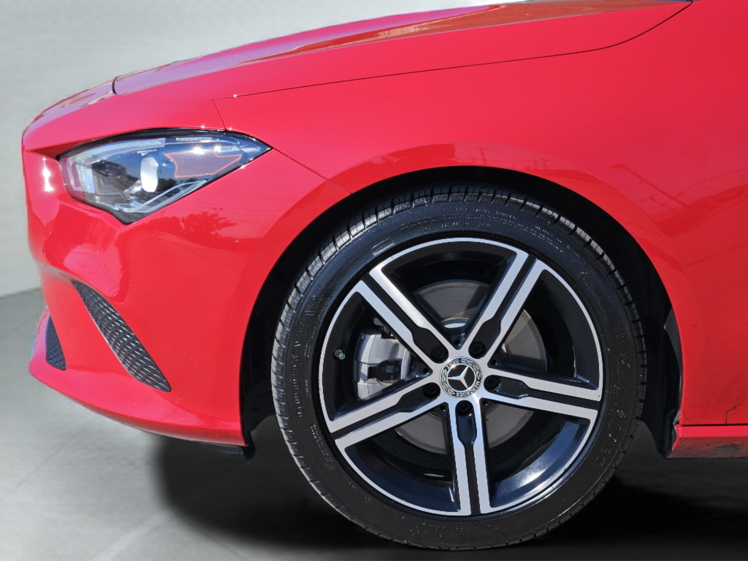 Used 2020 Mercedes-Benz CLA 250 image 29