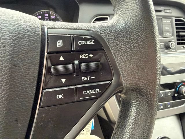 Used 2017 Hyundai Sonata SE FWD image 33