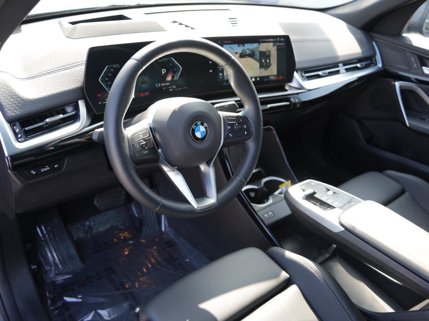 Used 2025 BMW X2 xDrive28i image 11