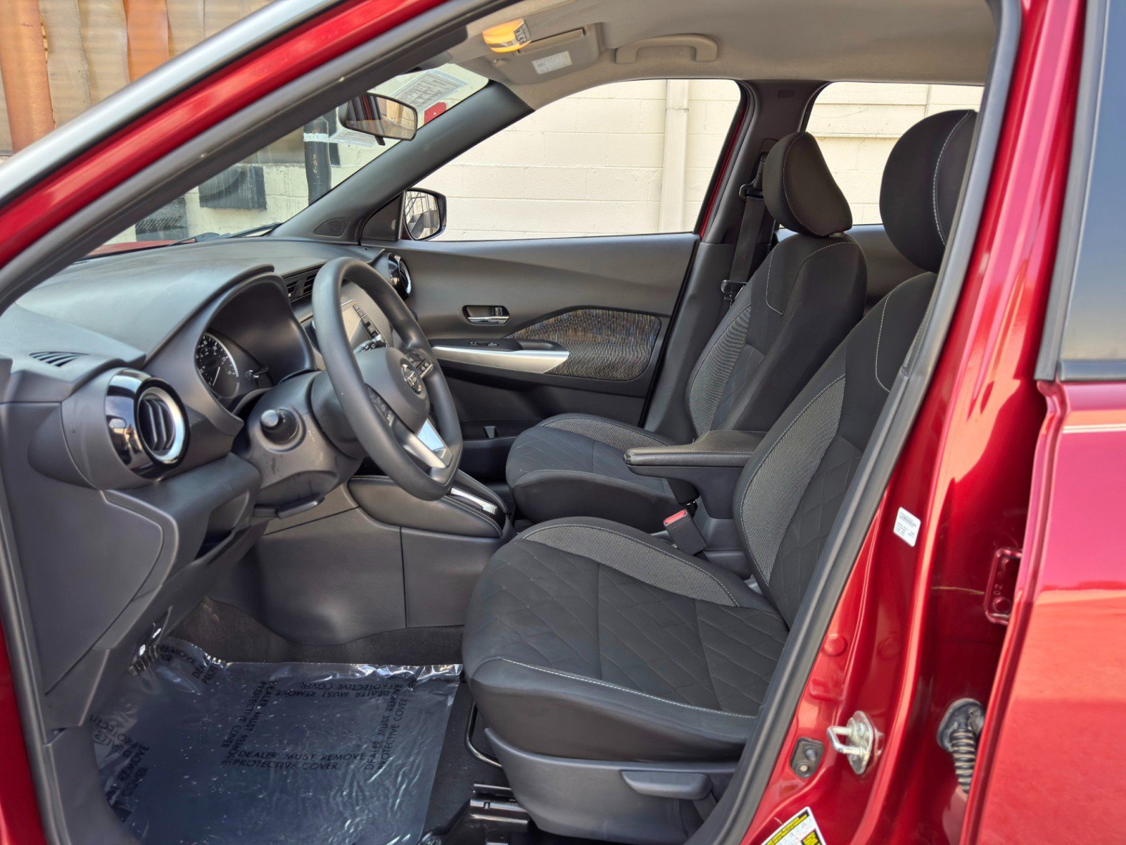 Used 2020 Nissan Kicks SV FWD image 15