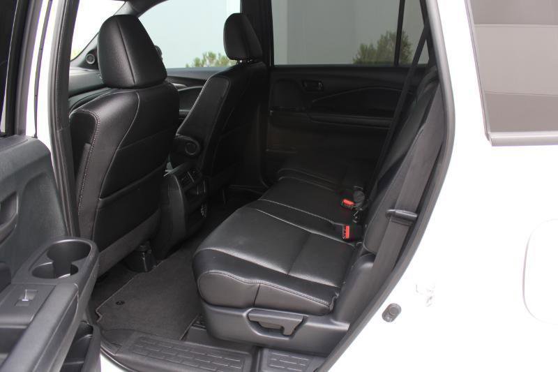 Used 2023 Honda Passport EX-L image 12