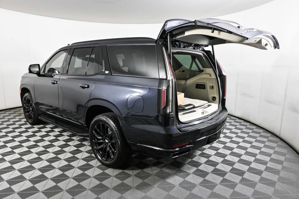 New 2024 Cadillac Escalade Sport Platinum w/ LPO, ONYX Package image 33