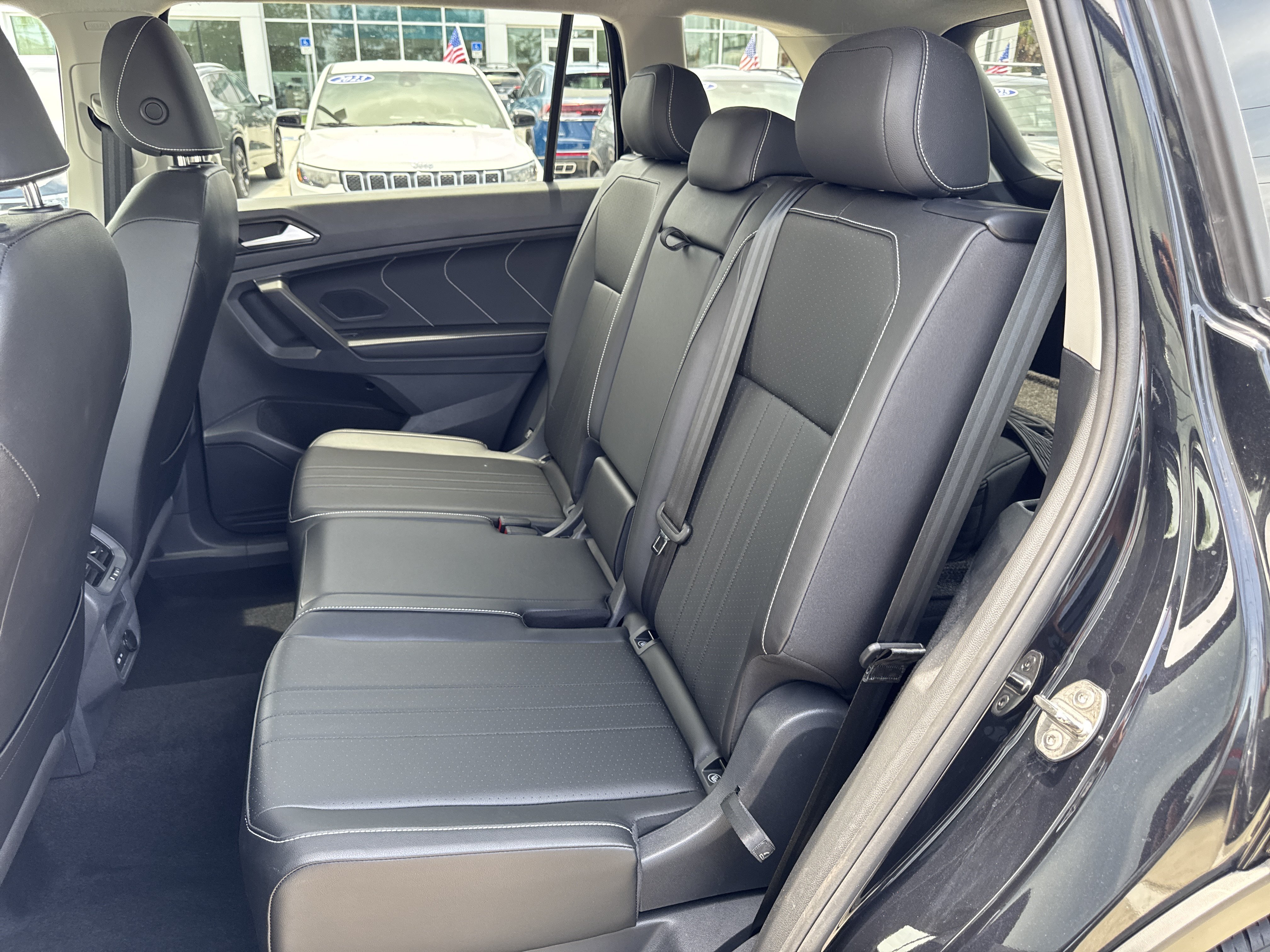 Used 2023 Volkswagen Tiguan SE FWD image 19