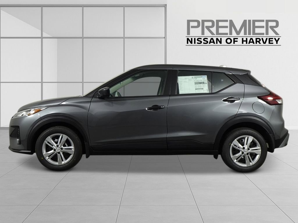 New 2025 Nissan Kicks Play S image 2