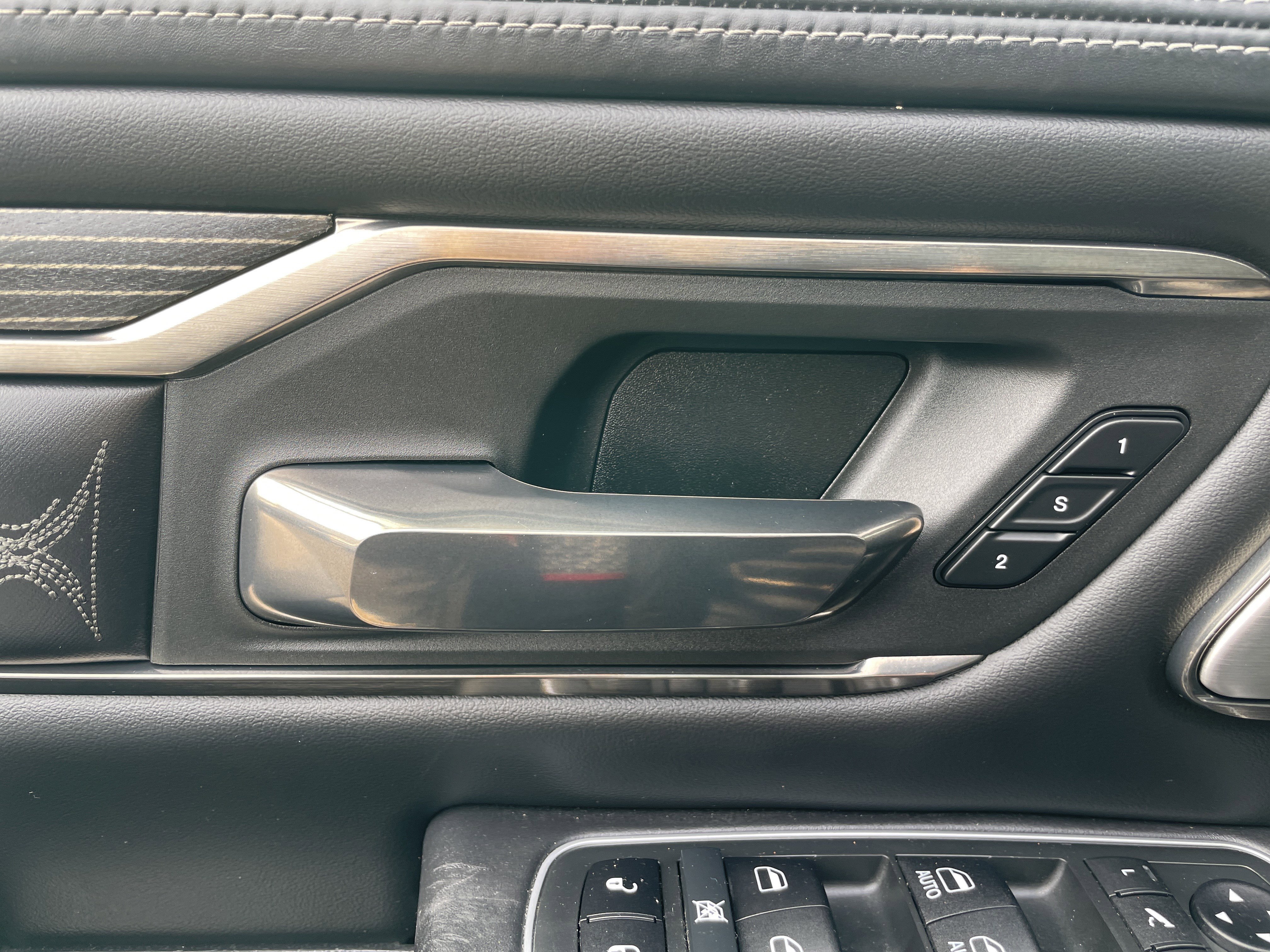 Used 2020 RAM 1500 Limited w/ Black Appearance Package image 37