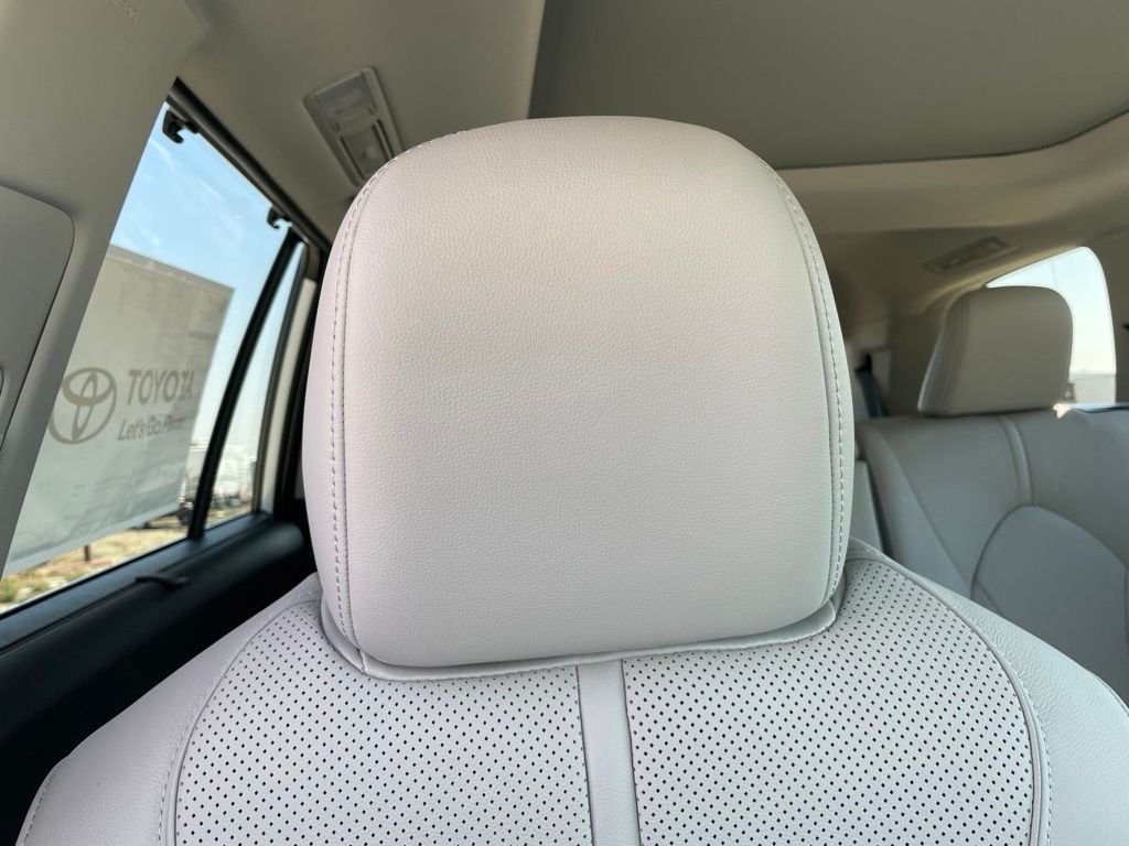New 2026 Toyota Grand Highlander AWD image 32