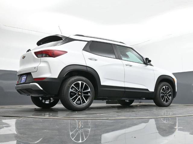 New 2025 Chevrolet TrailBlazer LT w/ Convenience Package image 13