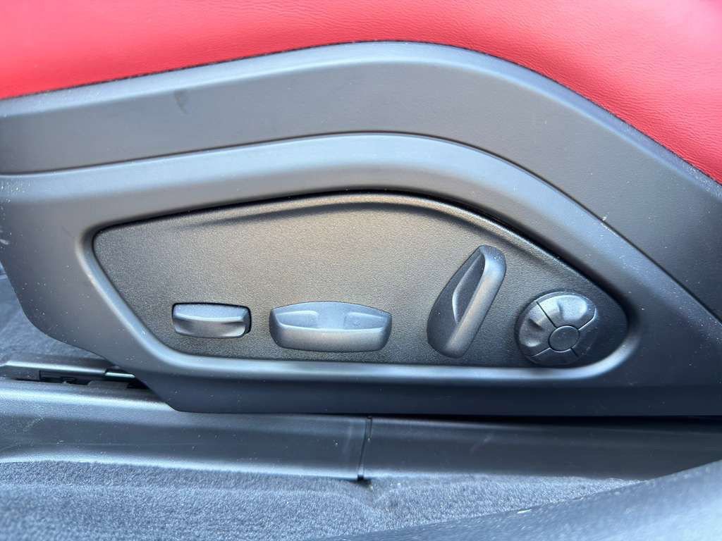 Certified 2026 Porsche Panamera 4 AWD/4WD image 7