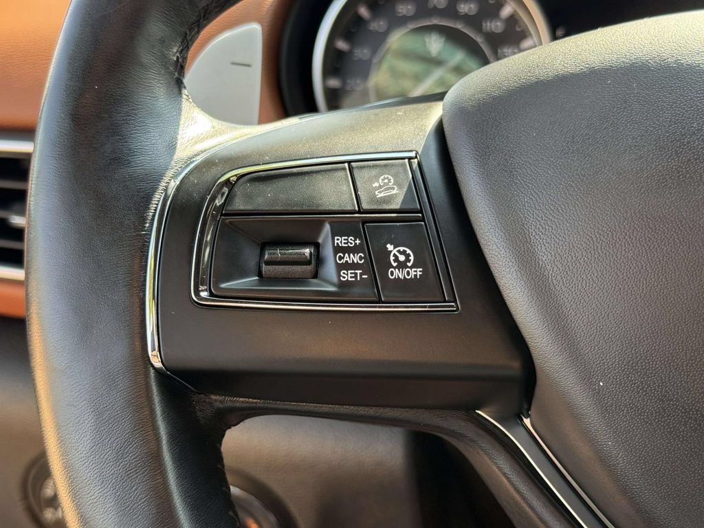 Used 2022 Maserati Levante Modena AWD/4WD image 26