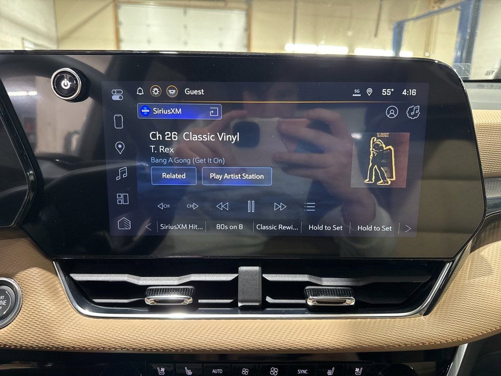 New 2026 Chevrolet Equinox ACTIV w/ Convenience Package III image 33