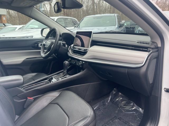 Used 2022 Jeep Compass Limited w/ Elite Group image 29