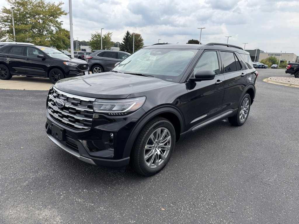 New 2025 Ford Explorer Active w/ Active Comfort Package image 11
