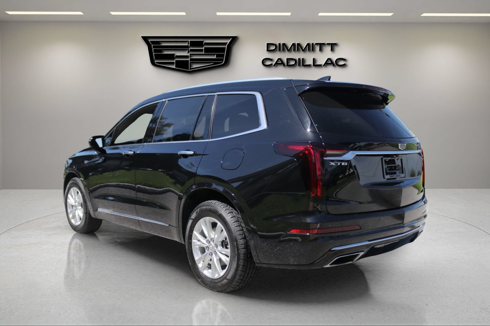 Used 2023 Cadillac XT6 Luxury FWD image 7