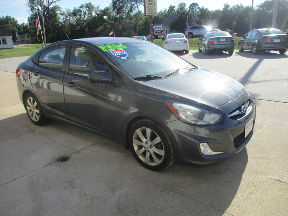 Used 2012 Hyundai Accent GLS w/ Premium Pkg 3 FWD image 17