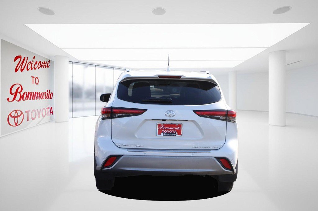 Used 2021 Toyota Highlander Platinum image 6