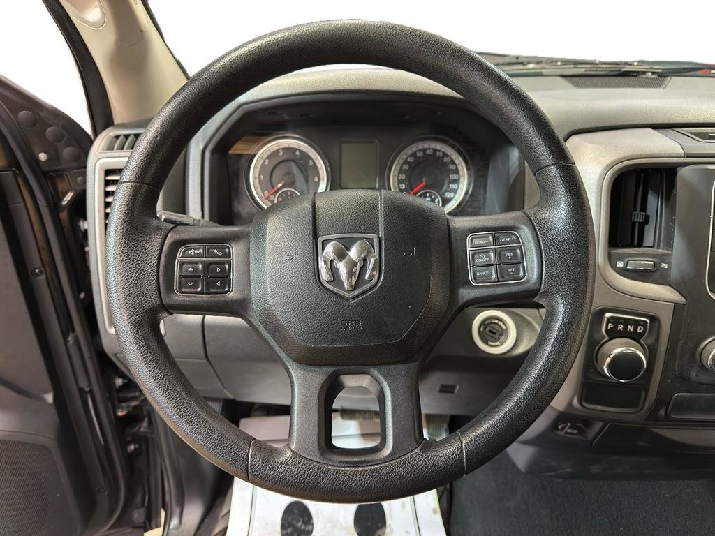 Used 2015 RAM 1500 Express w/ Black Ram 1500 Express Group image 16