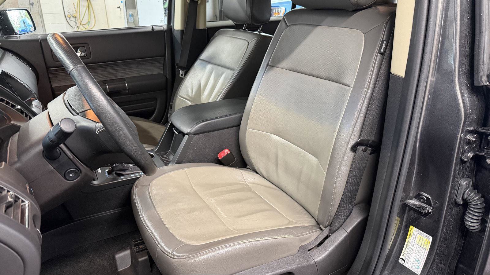 Used 2019 Ford Flex SEL w/ Equipment Group 202A image 32