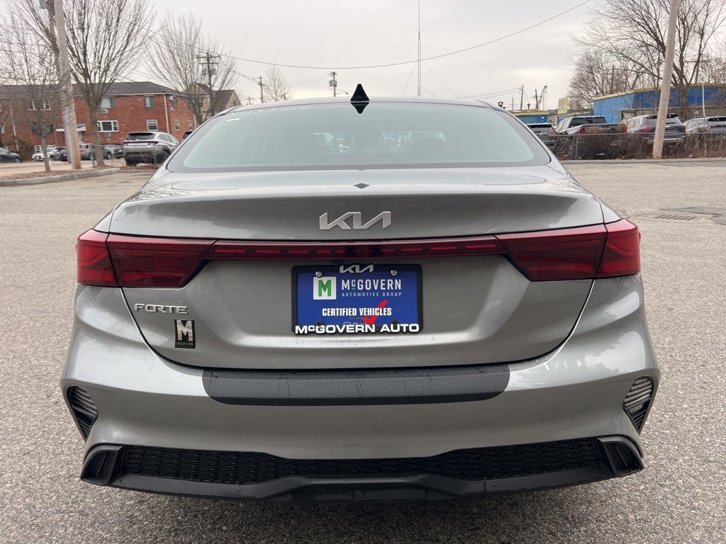 Certified 2023 Kia Forte LXS w/ LXS Technology Package image 3