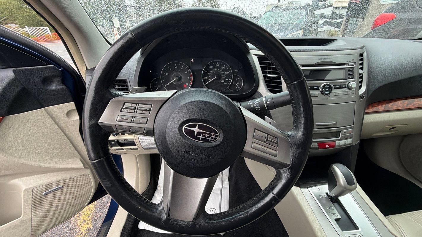 Used 2011 Subaru Legacy 2.5i Limited w/ Popular Equipment Group 1B AWD/4WD image 15