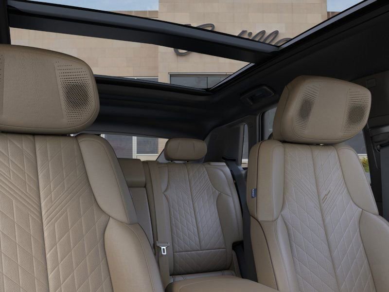 New 2026 Cadillac Lyriq V image 24