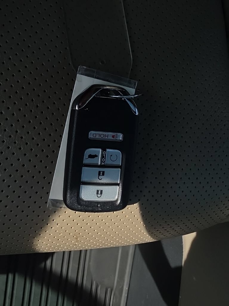 Used 2022 Honda Pilot Elite image 34