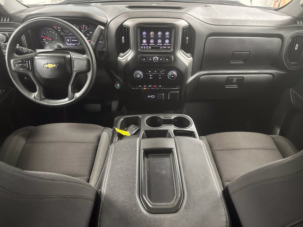 Used 2026 Chevrolet Silverado 1500 Custom w/ LPO, Dark Essentials Package AWD/4WD image 3