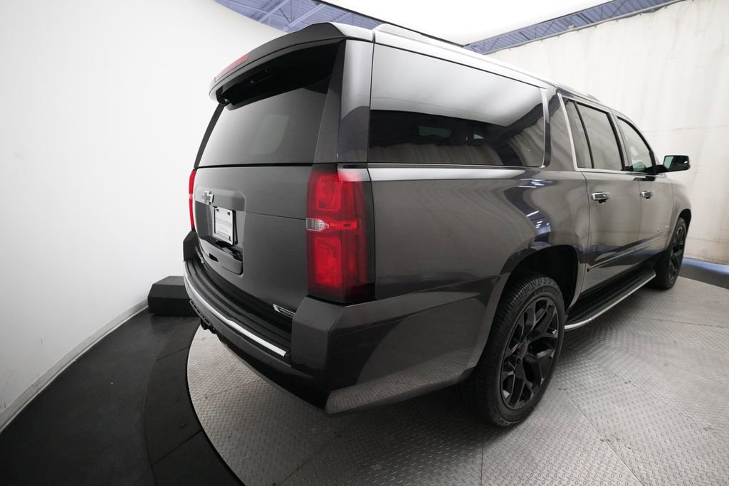 Used 2018 Chevrolet Suburban Premier image 13