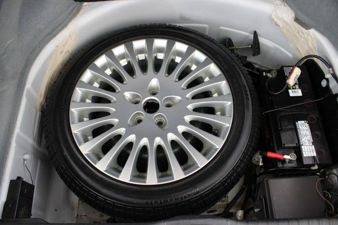Used 2005 Jaguar XJ Vanden Plas RWD image 74