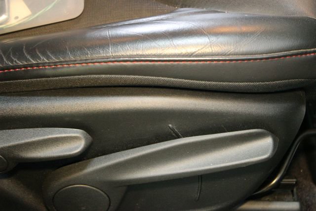 Used 2016 Jeep Cherokee Trailhawk w/ Cold Weather Group image 12