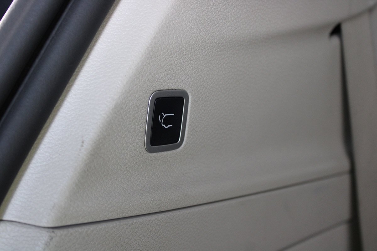 Used 2023 Chrysler Pacifica Touring-L FWD image 14