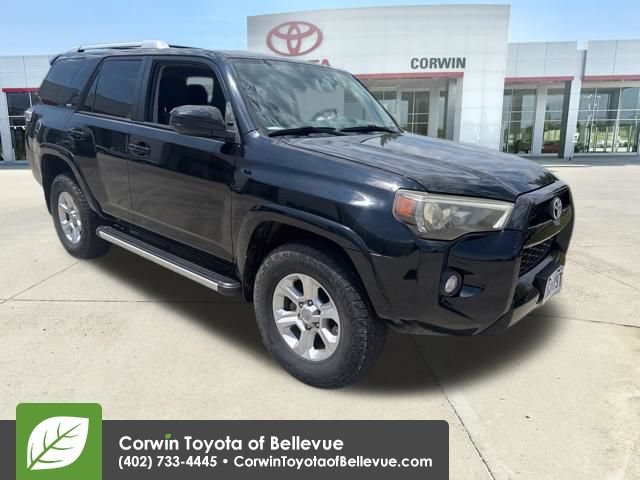 Used 2016 Toyota 4Runner SR5 AWD/4WD image 29